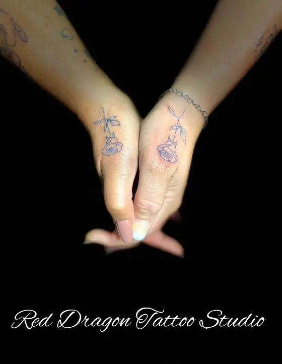 Fineline & Floral Tattoo aus dem Red Dragon Tattoo Studio Kleve