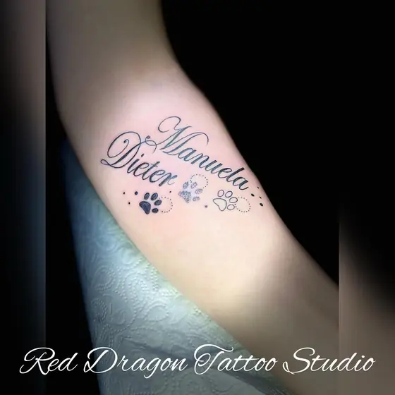 Schrift & Lettering Tattoo aus dem Red Dragon Tattoo Studio Kleve