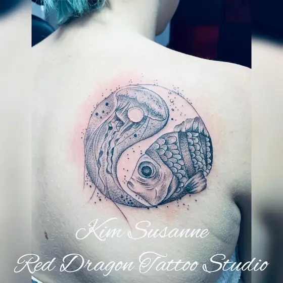 Black & Grey Tattoo aus dem Red Dragon Tattoo Studio Kleve