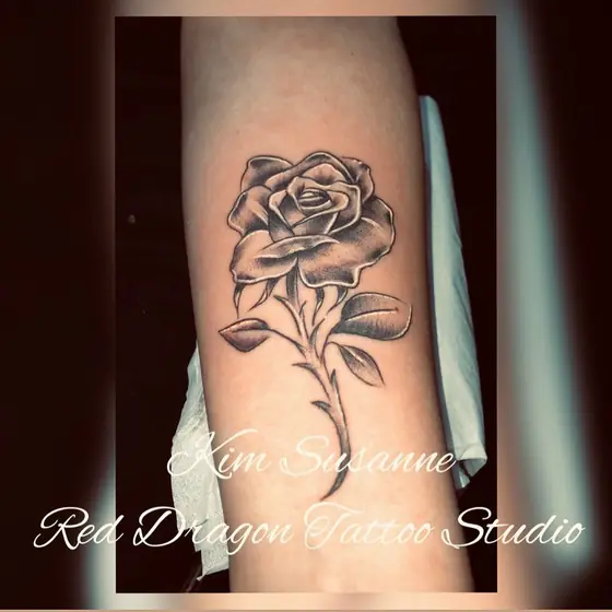 Black & Grey Tattoo aus dem Red Dragon Tattoo Studio Kleve