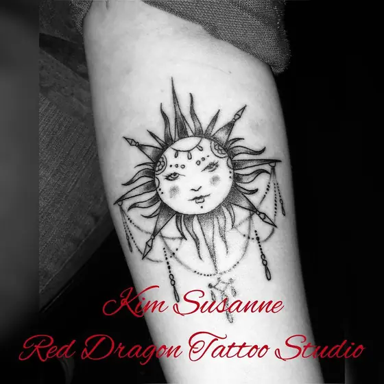 Black & Grey Tattoo aus dem Red Dragon Tattoo Studio Kleve