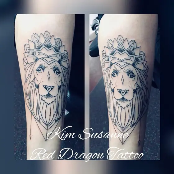 Mandala & Ornamental Tattoo aus dem Red Dragon Tattoo Studio Kleve