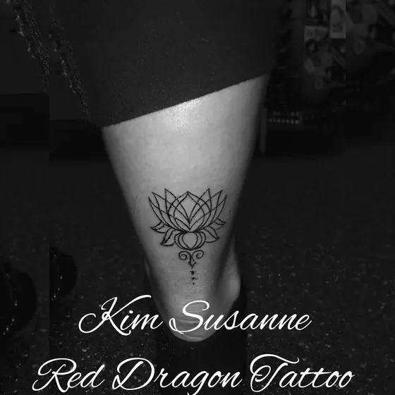 Fineline & Floral Tattoo aus dem Red Dragon Tattoo Studio Kleve