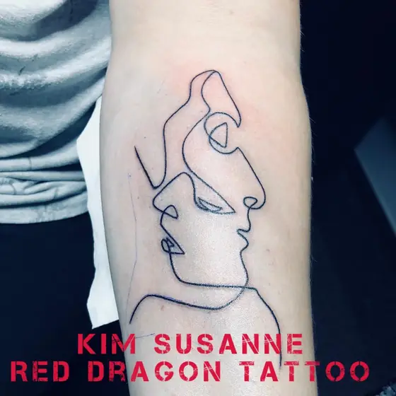 Fineline & Floral Tattoo aus dem Red Dragon Tattoo Studio Kleve